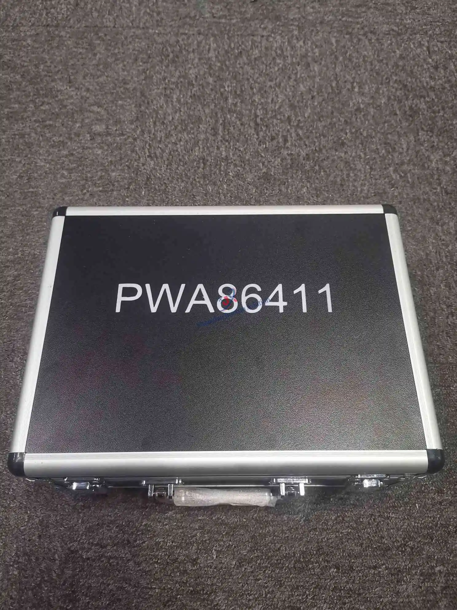 PWA86411